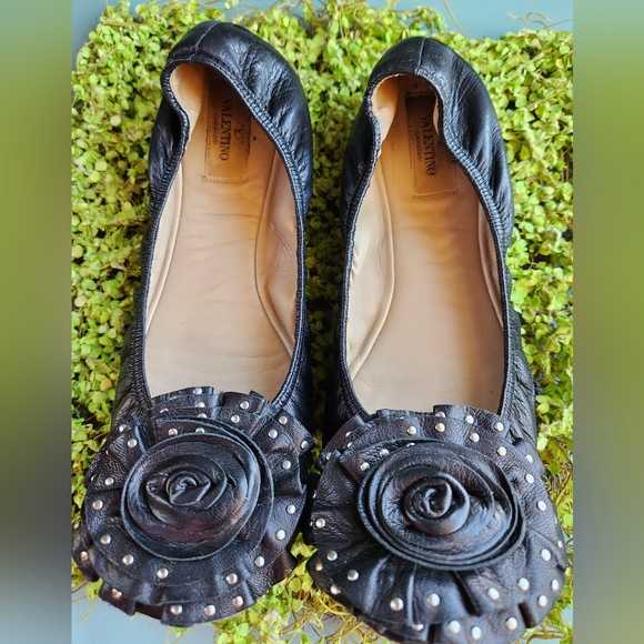 VALENTINO Black Luxe Leather Ornate Silver Studs Rosette Toes Ballet Flats Shoes - Picture 15 of 15